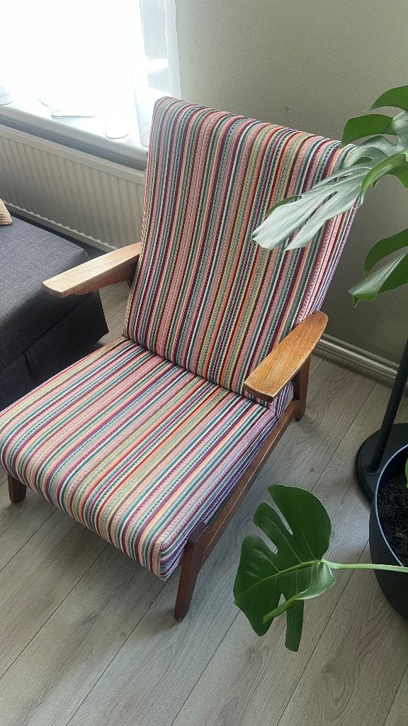 Vintage armchair, Ophalen, Gebruikt, 125 tot 150 cm, 75 tot 100 cm