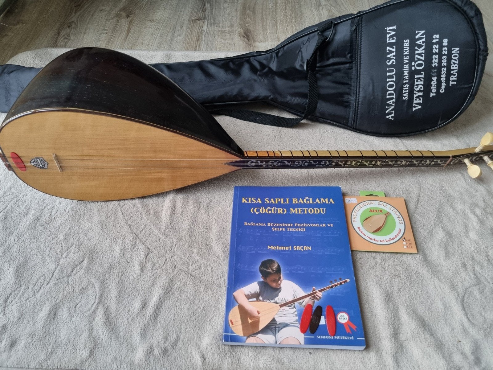 Turkse Saz / kisa sap Bağlama met tas en lesboek, Ophalen, Zo goed als nieuw, Luit, Saz of Bouzouki