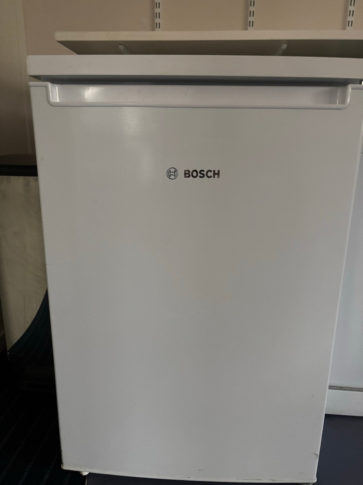 Bosch Koelkast met vriesvak - Compact en Efficiënt, Witgoed en Apparatuur, Gebruikt, 75 tot 100 liter, 45 tot 60 cm, Met vriesvak