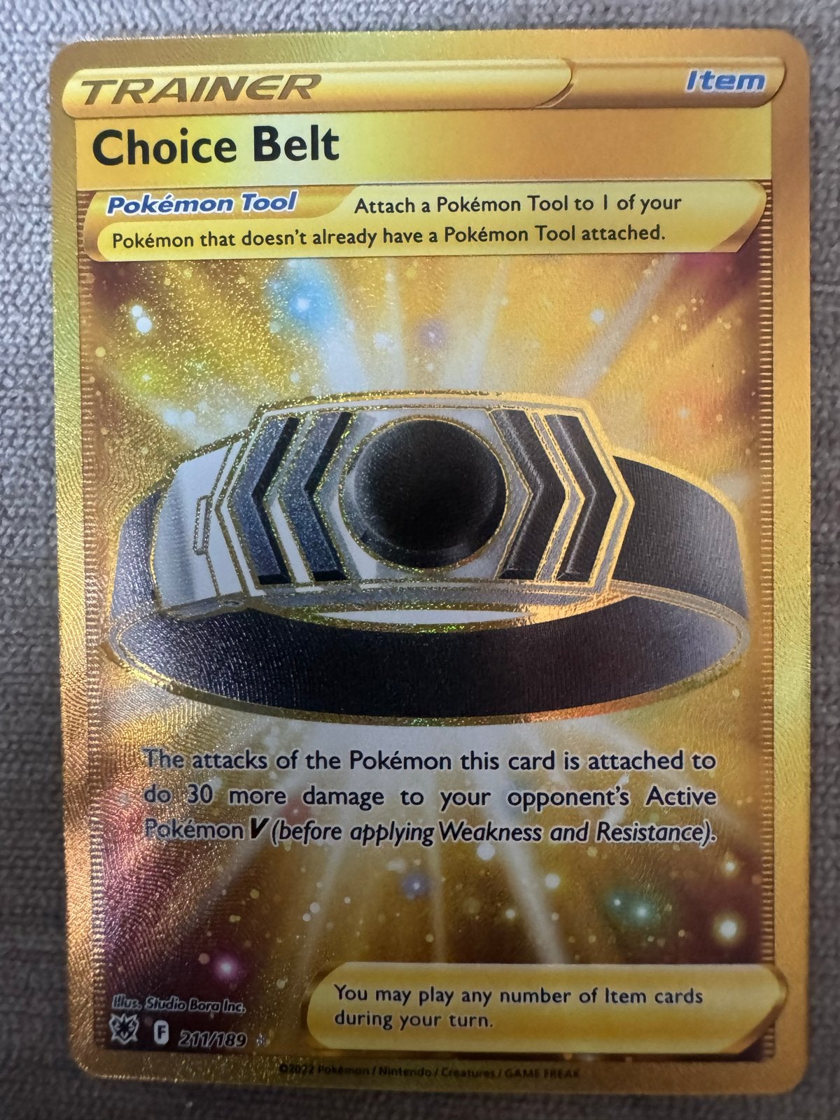 Pokémon TCG Choice Belt Gold Secret Rare 201/189, Ophalen of Verzenden, Zo goed als nieuw, Losse kaart, Foil