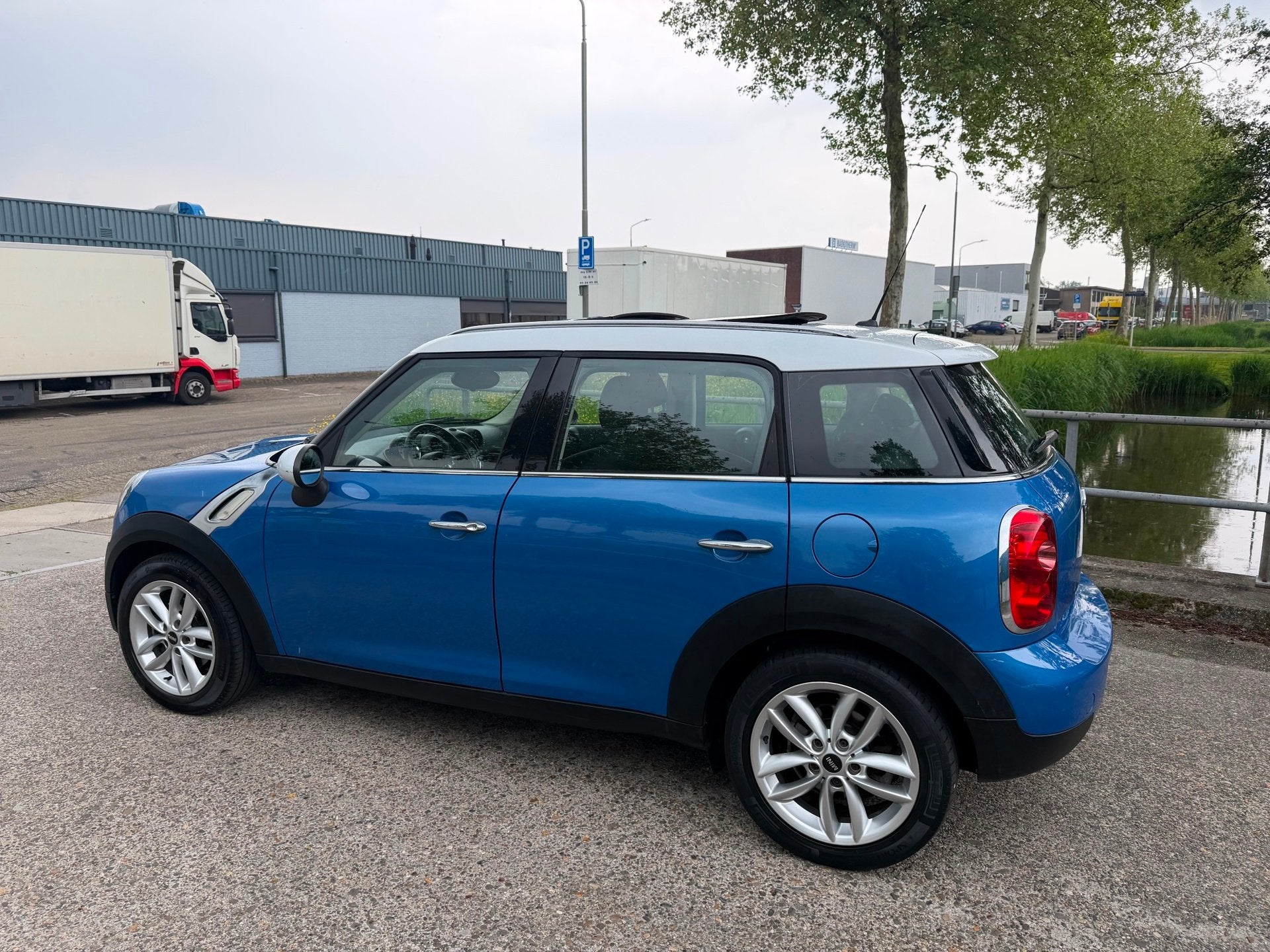 Mini Mini Countryman 1.6 Cooper Chili!Panoramadak!PDC!Clima!, Auto's, Mini, Voorwielaandrijving, Gebruikt, Blauw, Leder en Stof