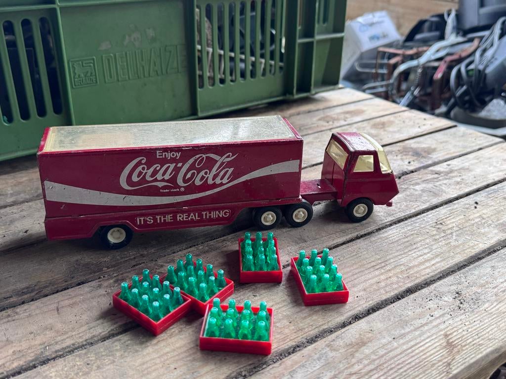 Vintage Coca-Cola Vrachtwagen met Flessenkratten, Ophalen of Verzenden, Gebruikt, Jongen of Meisje