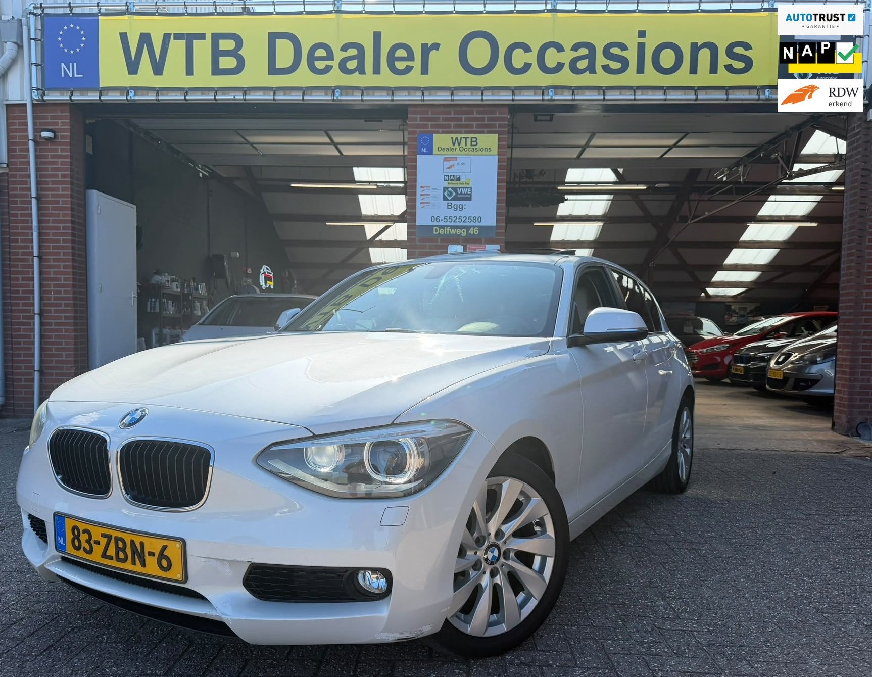 BMW 1-serie 118i LIMITED Edition Autom., Navi, Leder, S-dak, Auto's, BMW, Euro 5, Achterwielaandrijving, Gebruikt, 4 cilinders