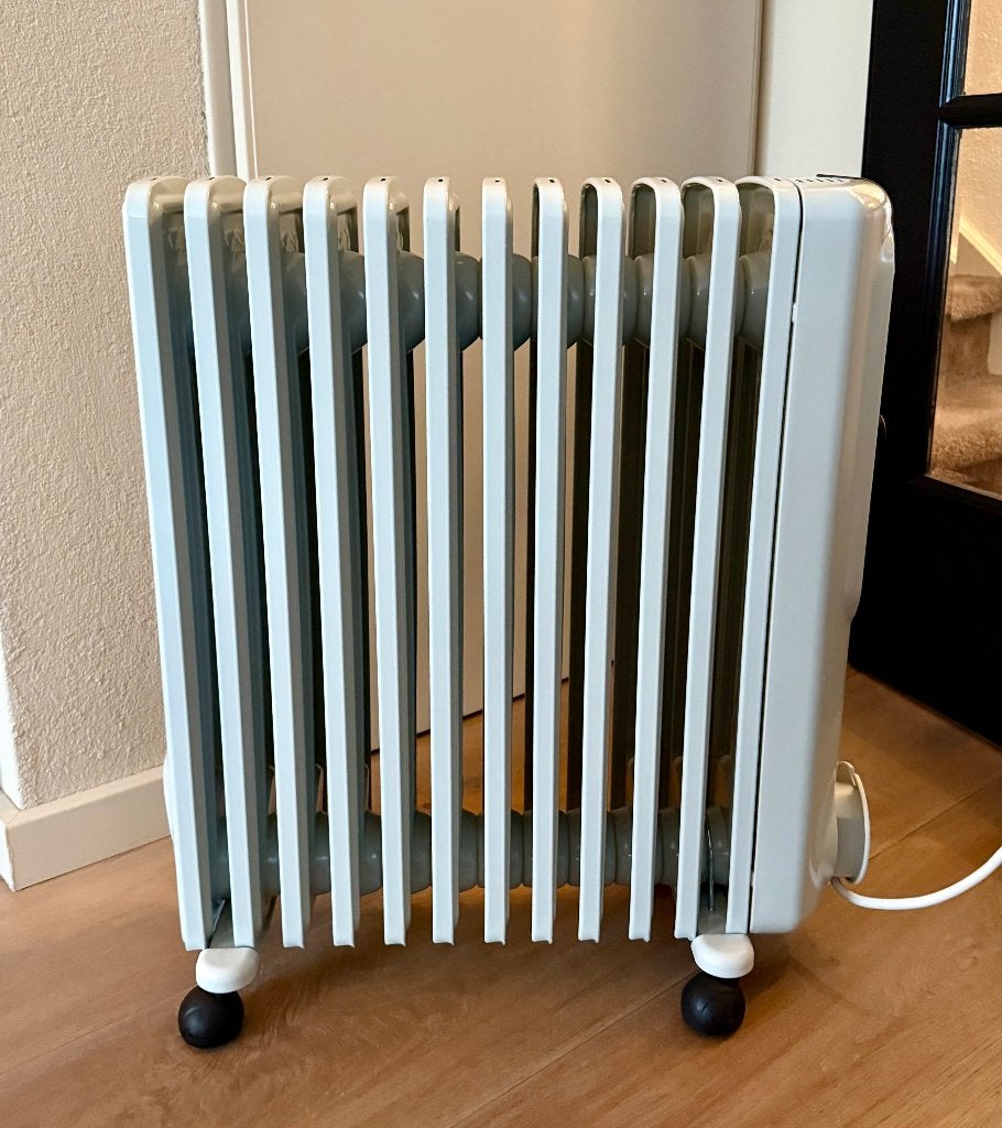 Keurige Elektrische Radiator., Ophalen, 30 tot 80 cm, Radiator, Minder dan 60 cm