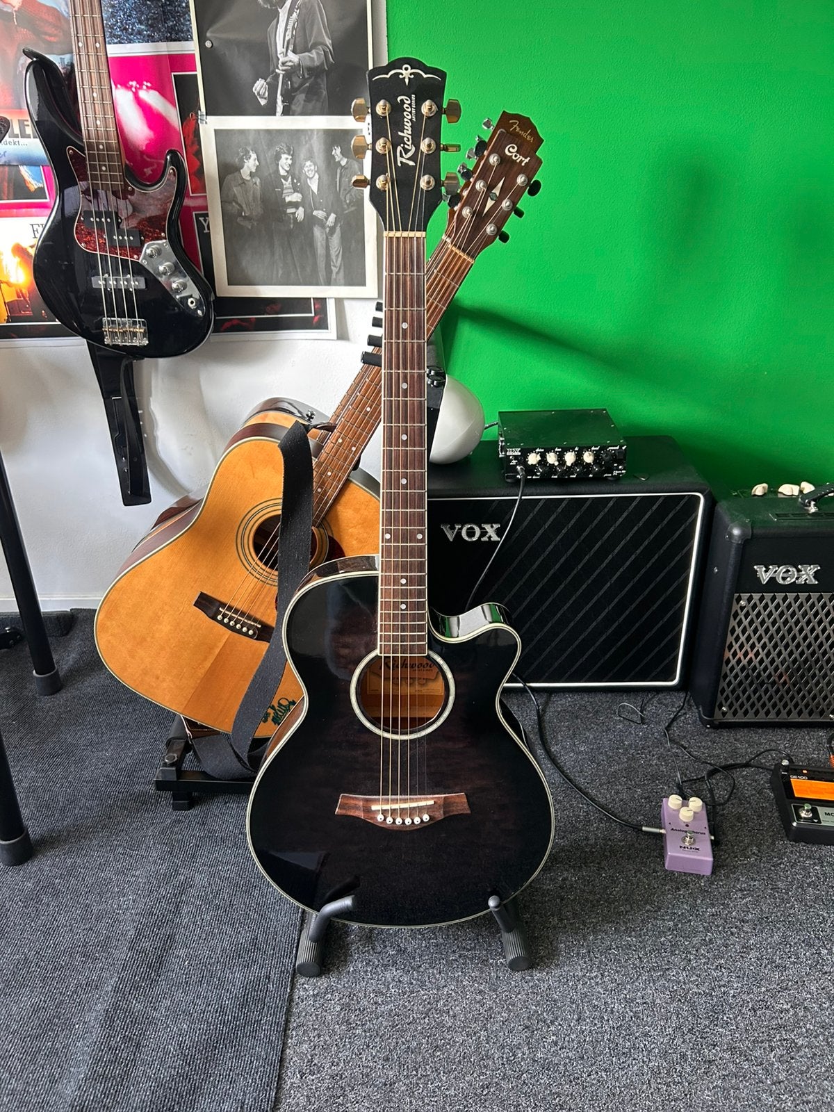 Richwood semi-akoestische gitaar