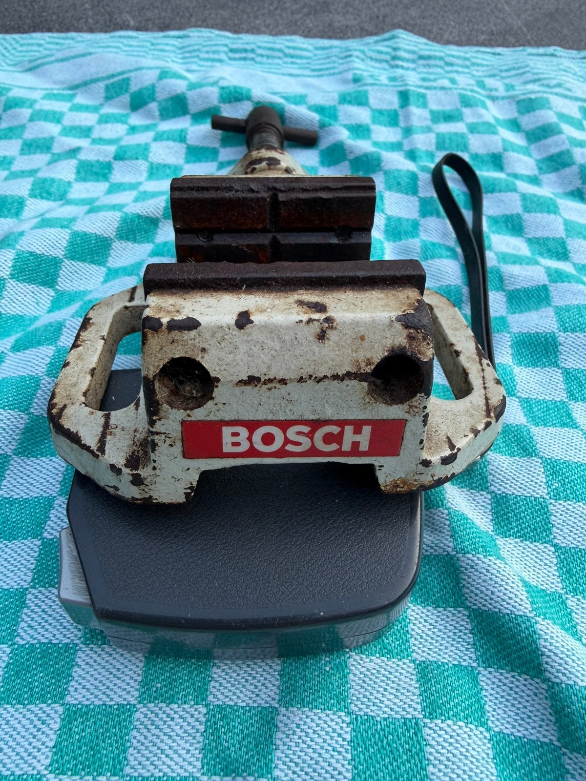 Bosch machineklem, Ophalen, Gebruikt, Bankschroef, Bosch