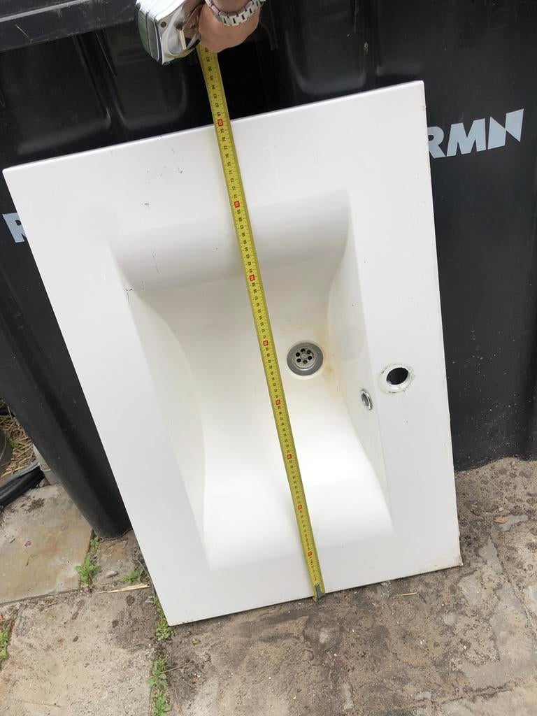 Wastafel wit eenvoudig, Ophalen, Gebruikt, 50 tot 100 cm, Minder dan 25 cm
