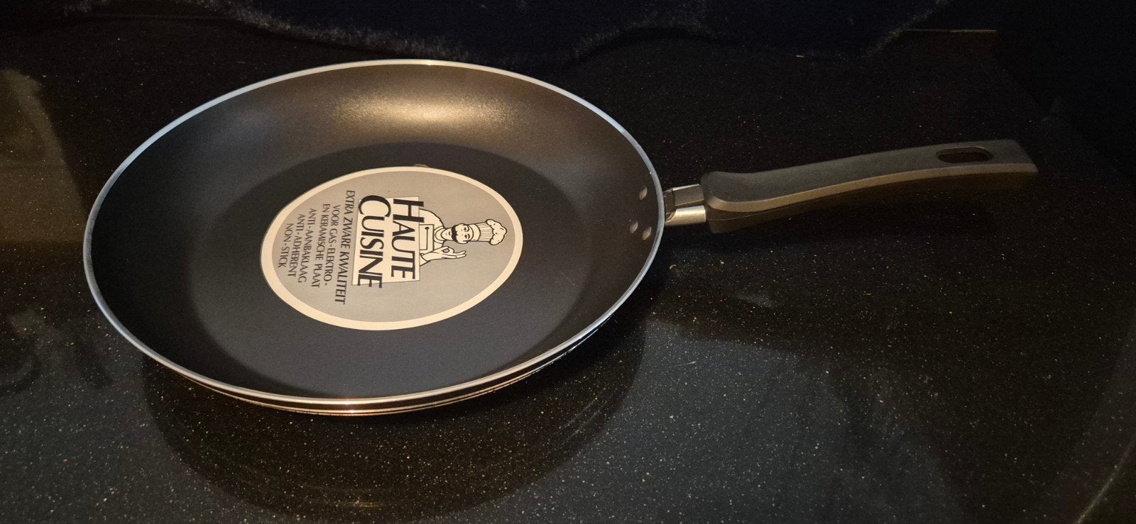 Nieuwe Koekenpan 28 CM - Haute Cuisine, Koekenpan, Antiaanbaklaag, Nieuw, Ophalen of Verzenden