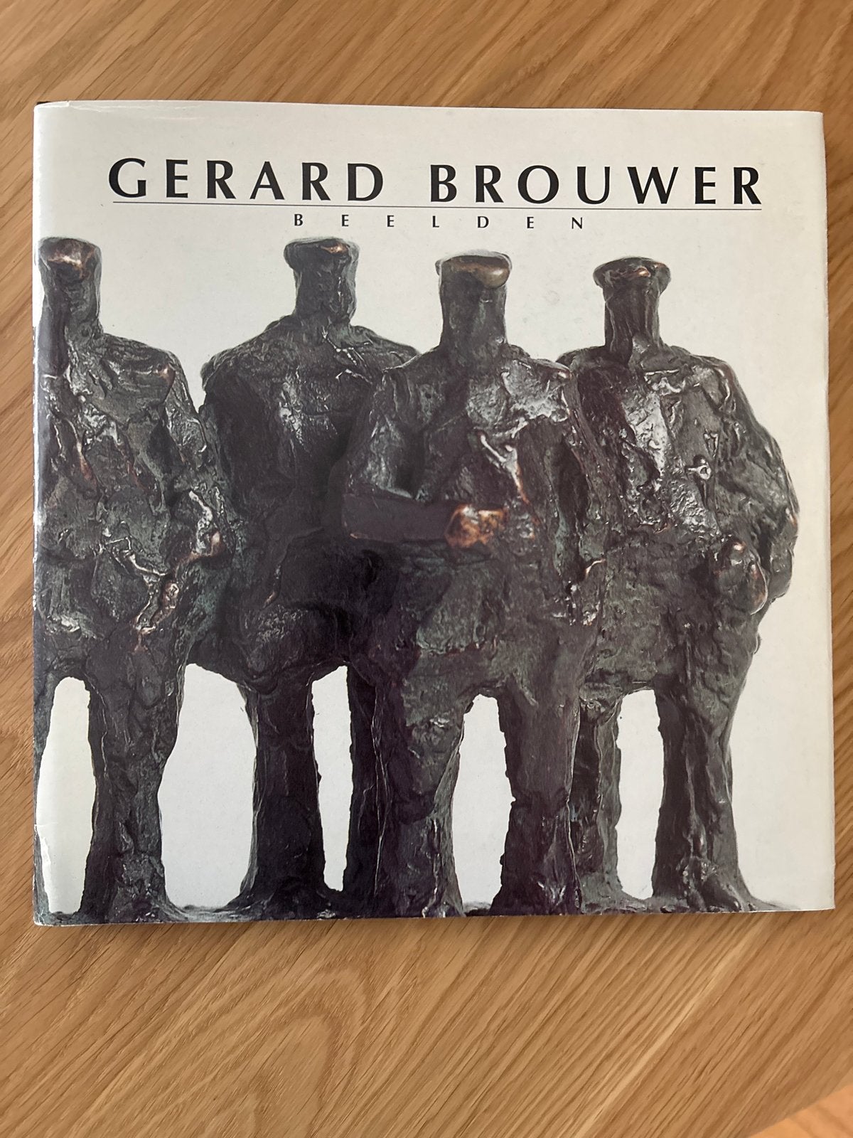 Gerard Brouwer Beelden - Gesigneerd Kunstboek, Verzenden, Zo goed als nieuw, Overige onderwerpen