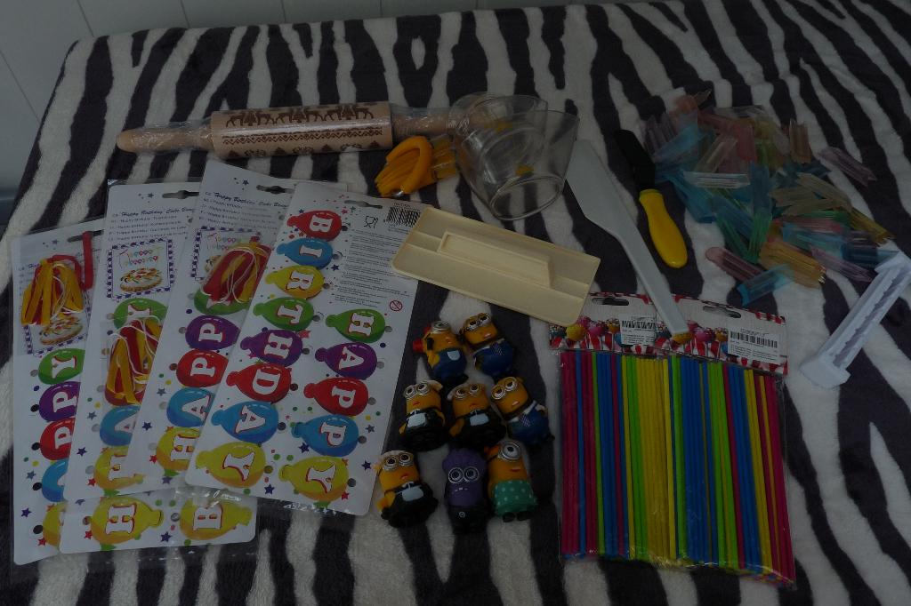 nieuw en z.g.a.n taart decoratie matrialen en benodigdheden, Hobby en Vrije tijd, Taarten en Cupcakes maken, Ophalen of Verzenden