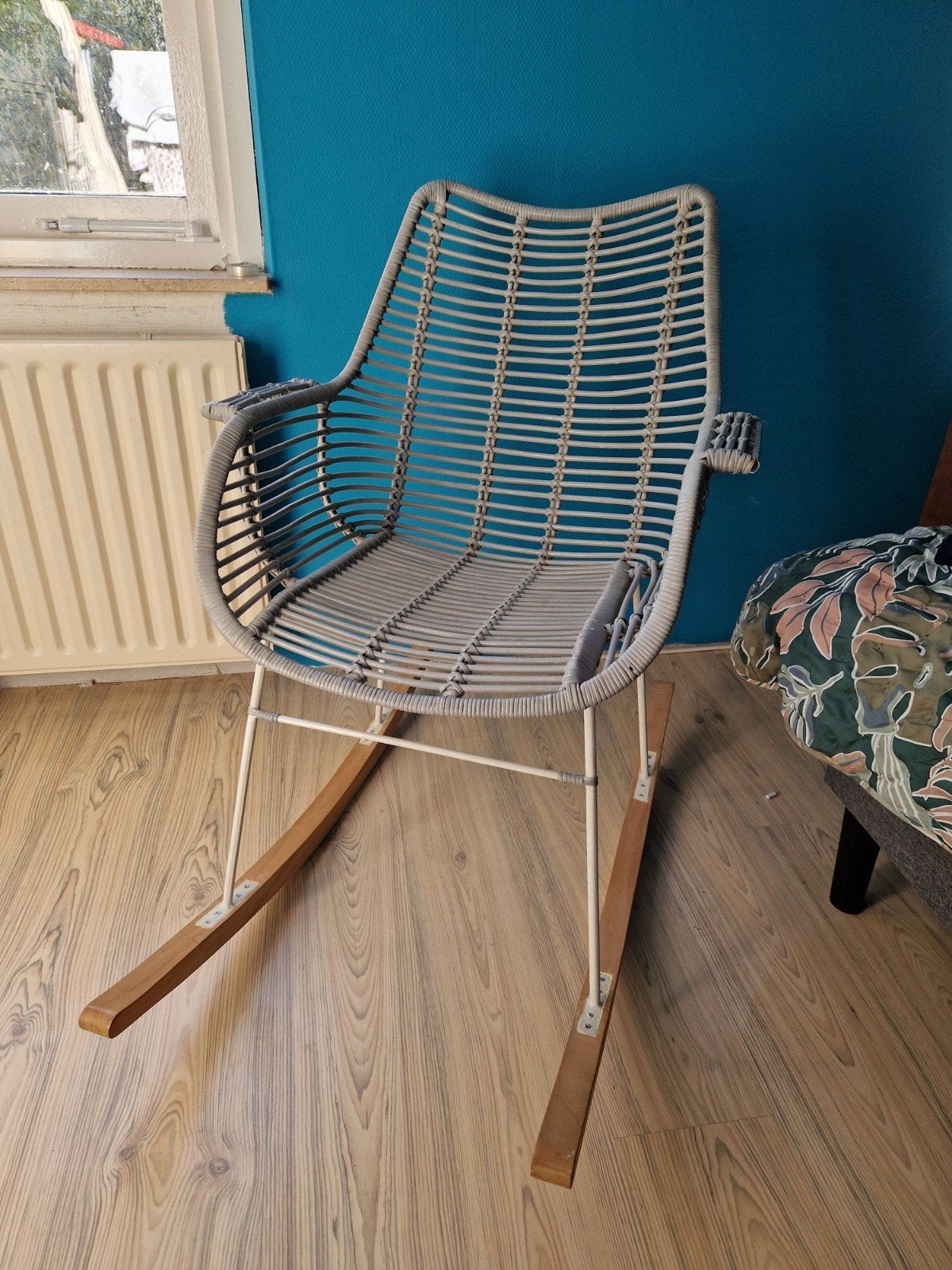 Schommelstoel, Huis en Inrichting, Stoelen, Ophalen of Verzenden, Zo goed als nieuw, Wit, Eén