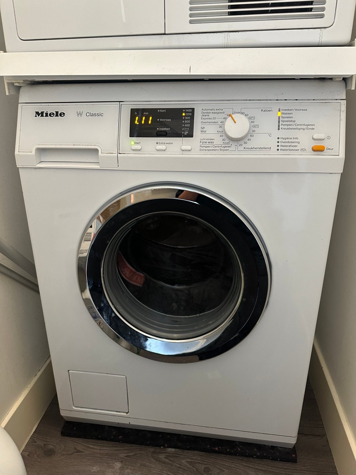 Miele W Classic wasmachine – 7 kg, Ophalen, Zo goed als nieuw, Kort programma, 85 tot 90 cm