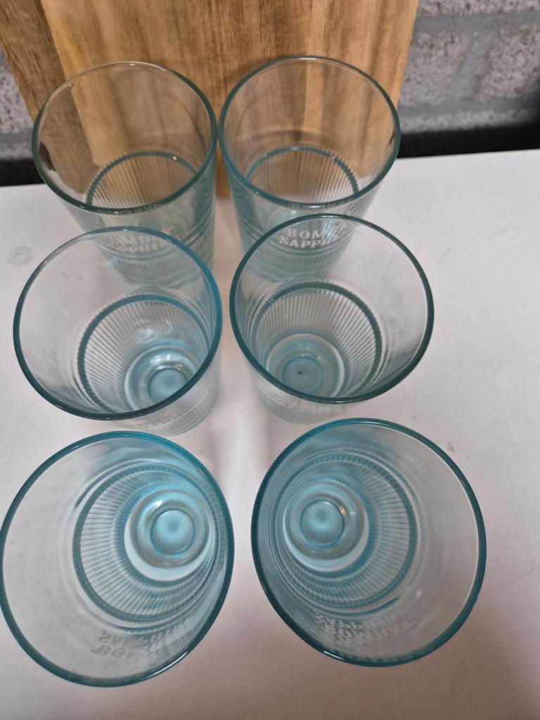 BOMBAY Sapphire (Gin) glazen 6 voor 15 euro, Ophalen of Verzenden, Nieuw, Glas of Glazen, Overige merken
