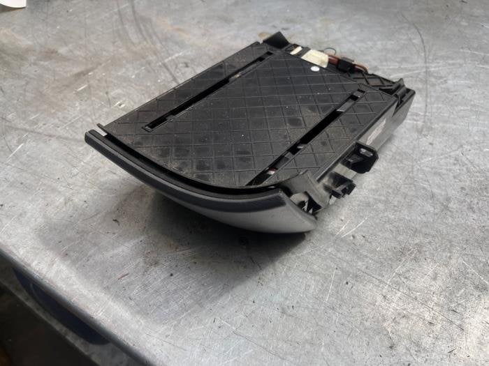 Bekerhouder van een Volkswagen Transporter, Gebruikt, -, Volkswagen, -
