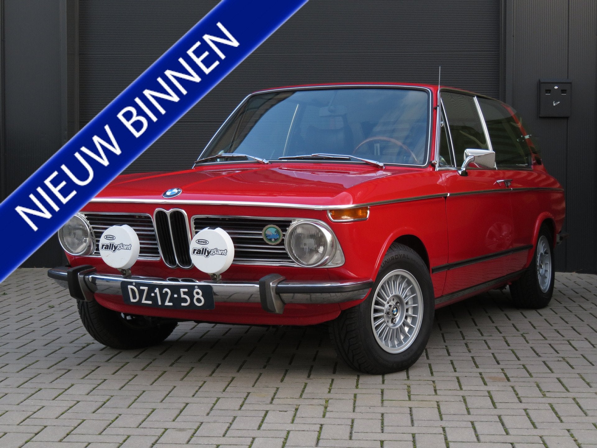 BMW 2000 touring Automaat Body-Off Restauratie (bj 1972), Auto's, Automaat, 101 pk, Bedrijf, 1990 cc