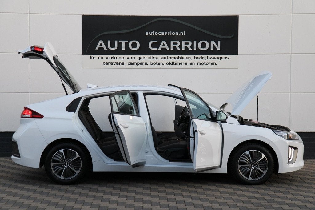 Hyundai IONIQ 1.6 GDi PHEV Carplay Camera Cruise BTW !, Auto's, Hyundai, Stof, Gebruikt, Zwart, Wit