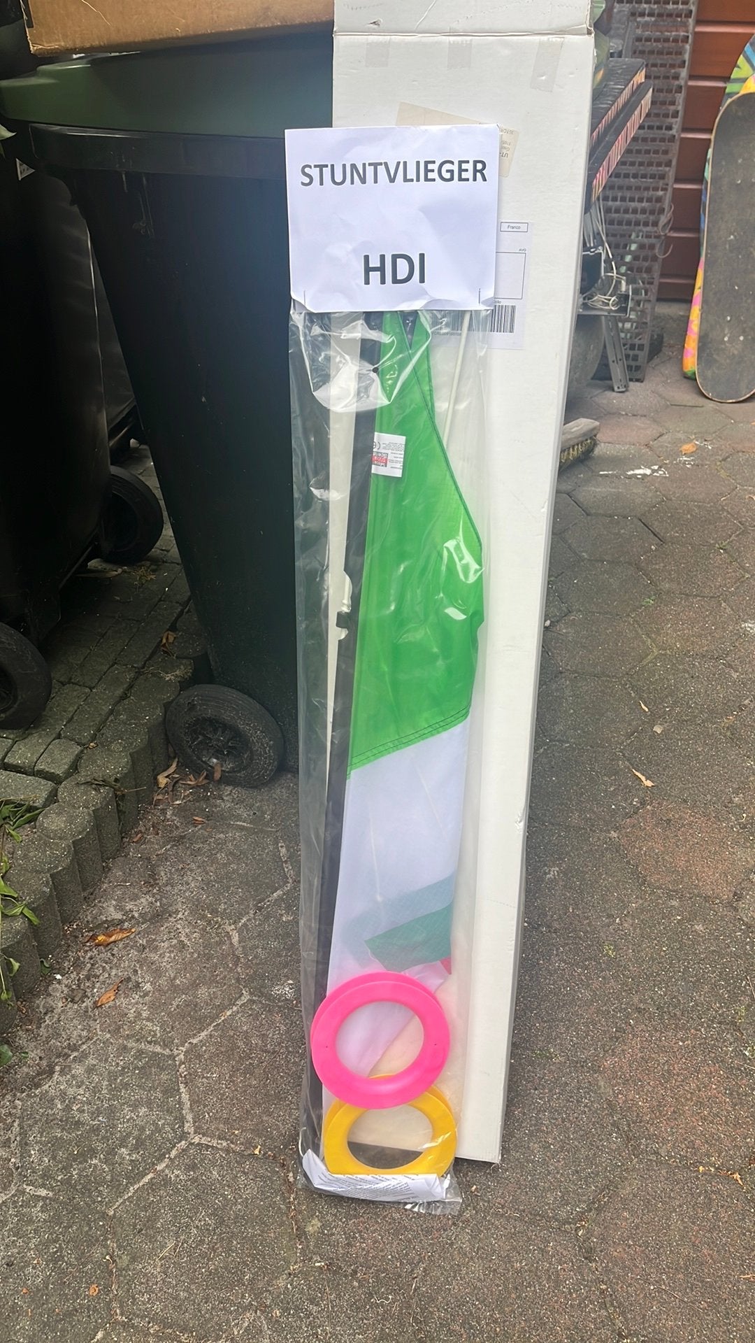 Stuntvlieger, Ophalen of Verzenden, Zo goed als nieuw