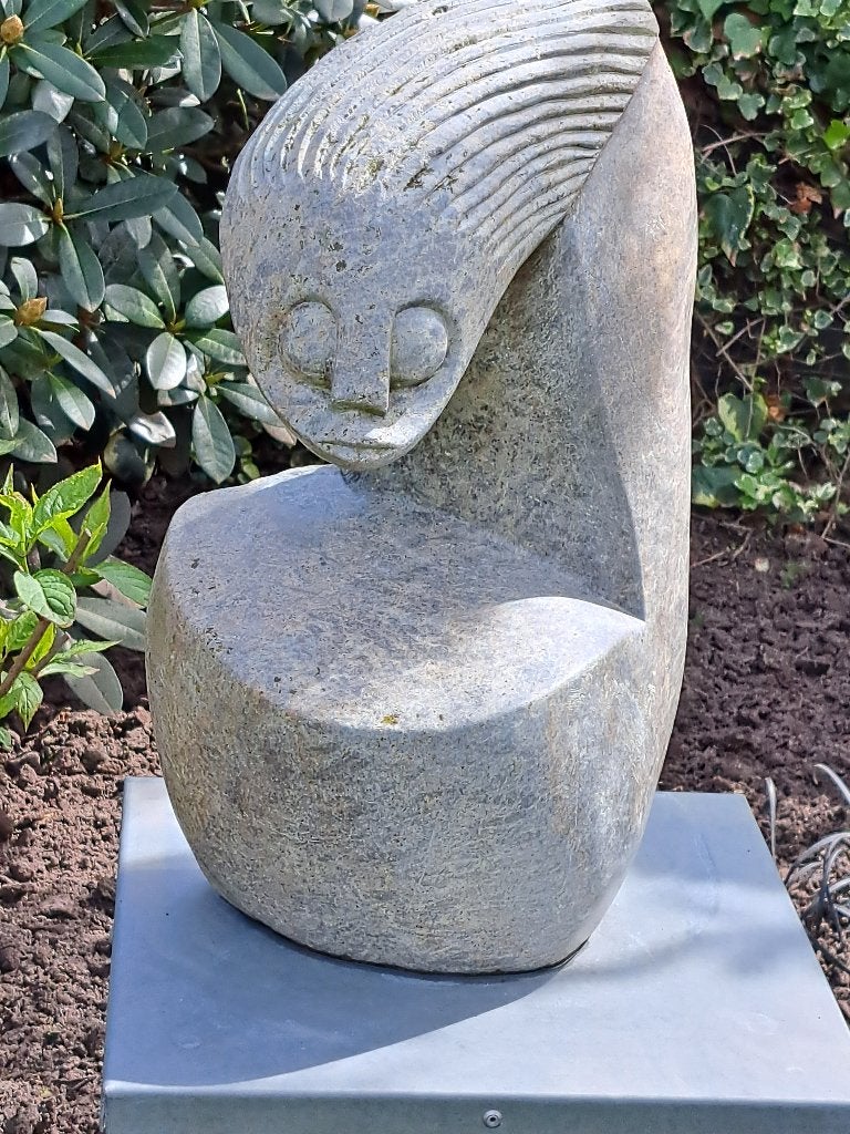Beeld natuursteen, Antiek en Kunst, Ophalen of Verzenden, Natuurlijk materiaal, Beeld