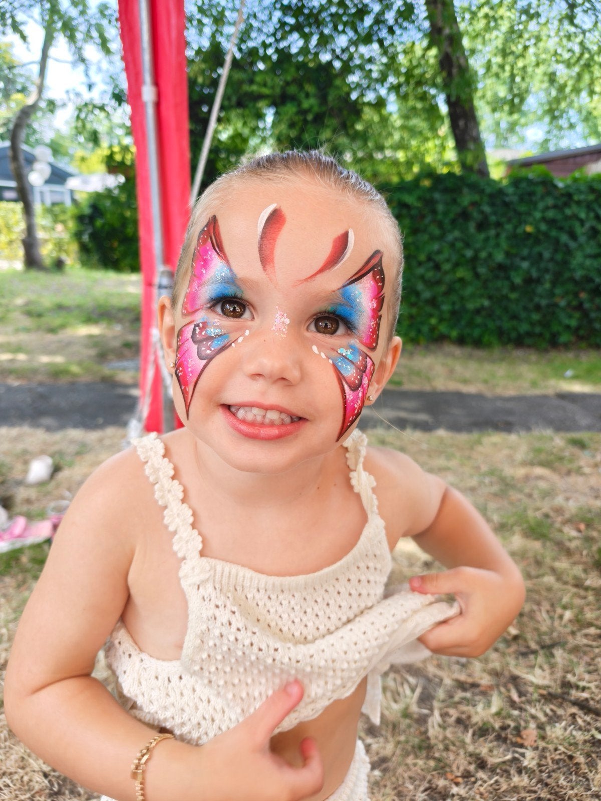 Schminkster Glittertattoos  kinderfeestje schminken, Sportief of Actief