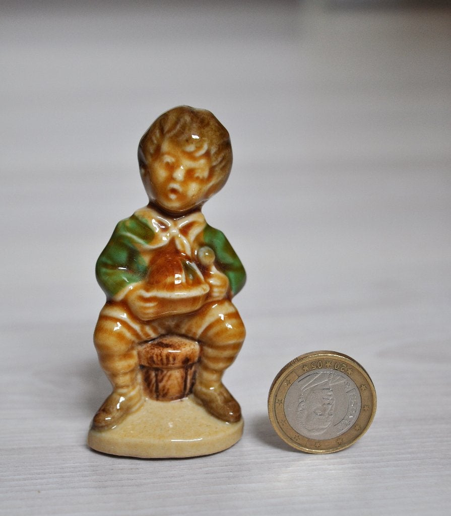Beeldje Wade Whimsie Little Jack Horner 7,5 cm, Verzamelen, Beelden en Beeldjes, Ophalen of Verzenden, Mens