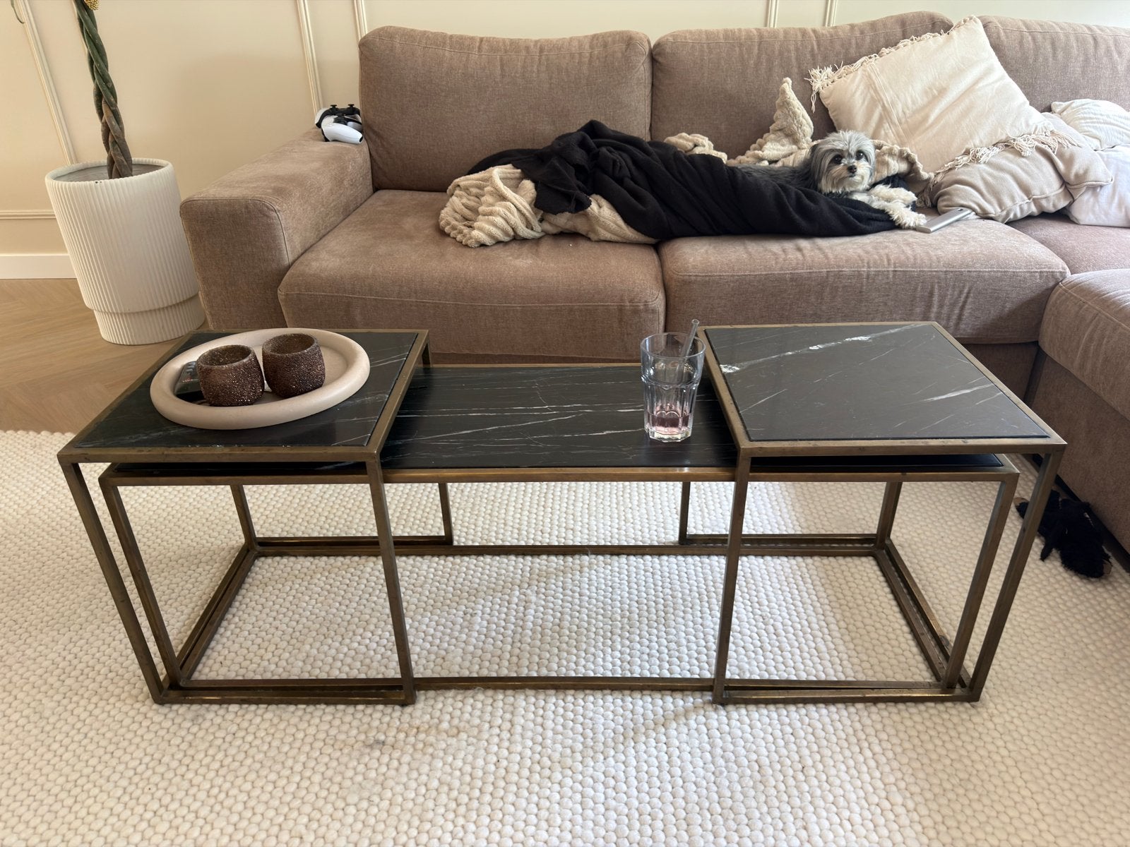 Salontafel set marmer met messing frame - 3 delig, Ophalen, Gebruikt, Overige materialen, Hotel chique