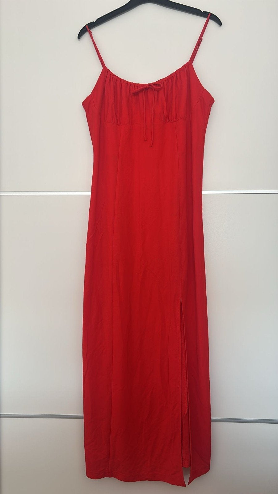 Mango rode maxi jurk met split, maat L (valt als M), Maat 38/40 (M), Mango, Ophalen of Verzenden, Zo goed als nieuw