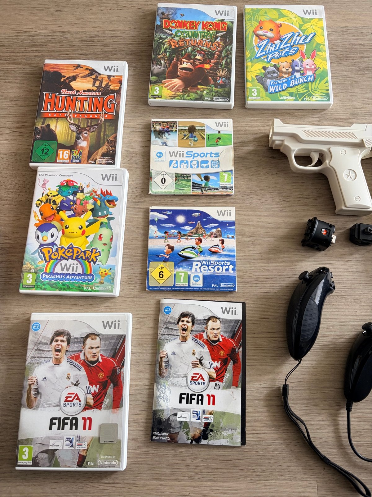 Nintendo Wii Zwart met 7 spellen en accessoires, Ophalen of Verzenden, Gebruikt, Met 2 controllers, Met games