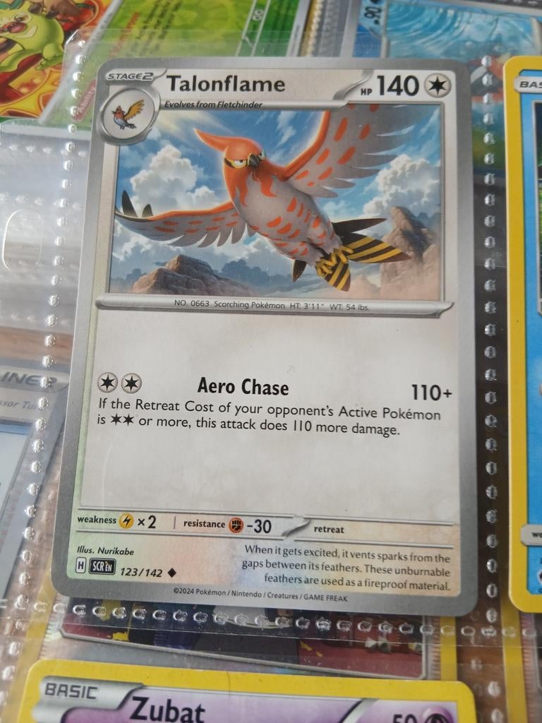 Talonflame Pokémon Kaart 123/142 - Zeldzaam, Ophalen of Verzenden, Zo goed als nieuw, Losse kaart