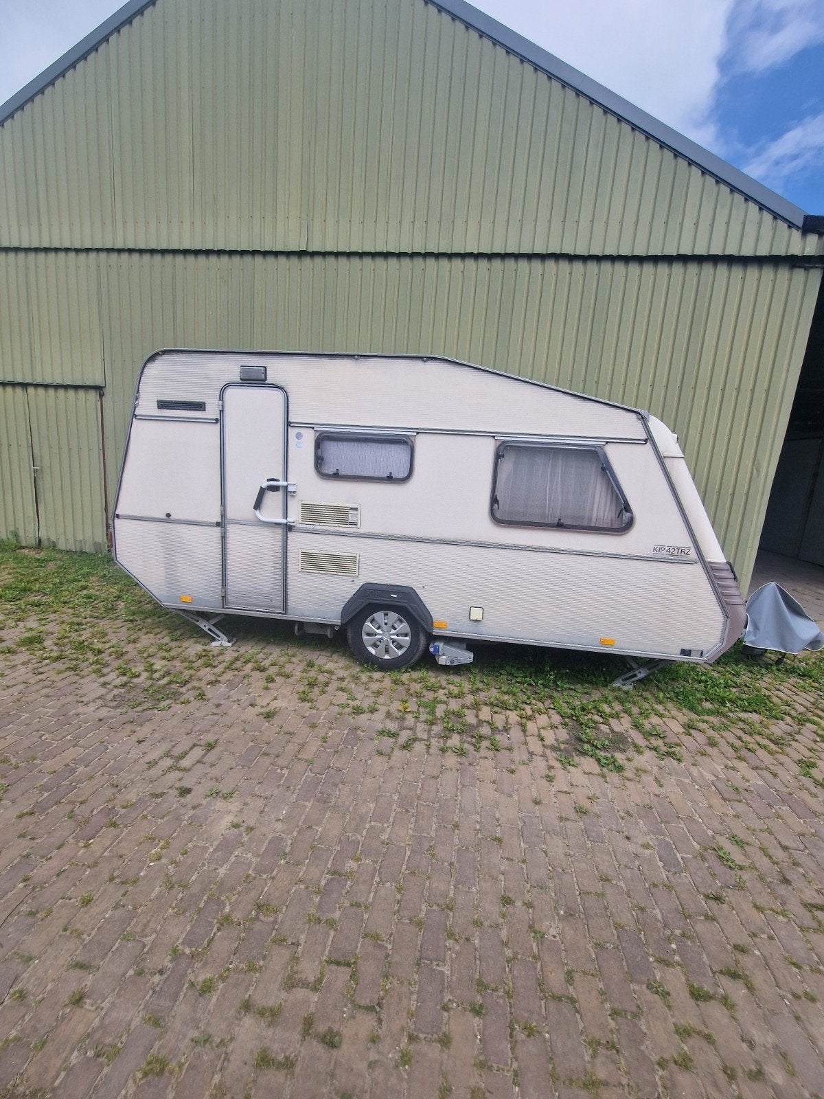 Degelijke kip caravan, Mover, Rondzit, Kip, Particulier