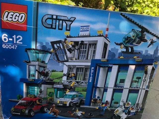 Lego 60047 (alleen lege doos), Ophalen