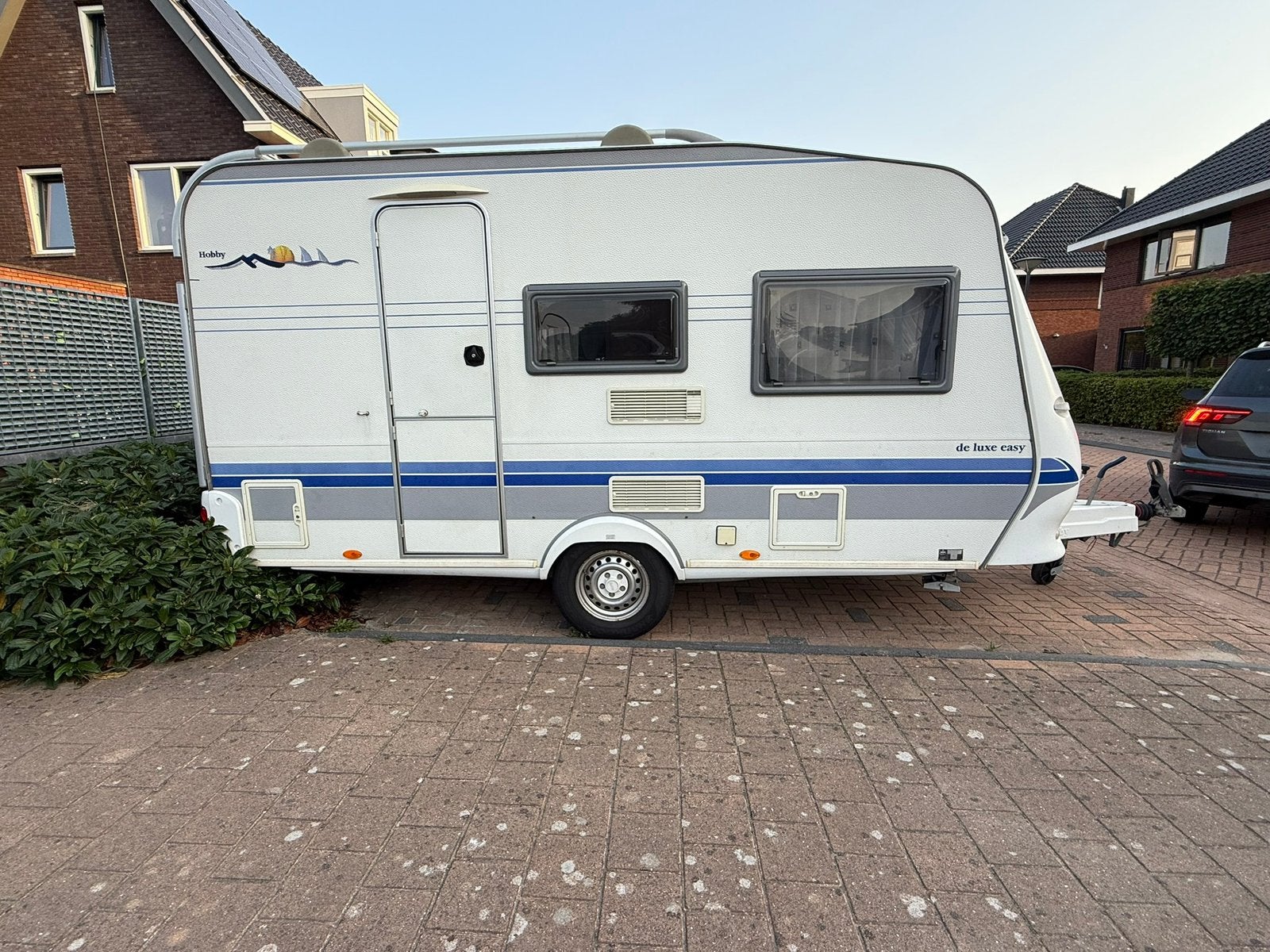 Hobby de Luxe Easy 400 | Vast Bed | Doréma Voortent, Vast bed, Hobby, 750 - 1000 kg, Particulier
