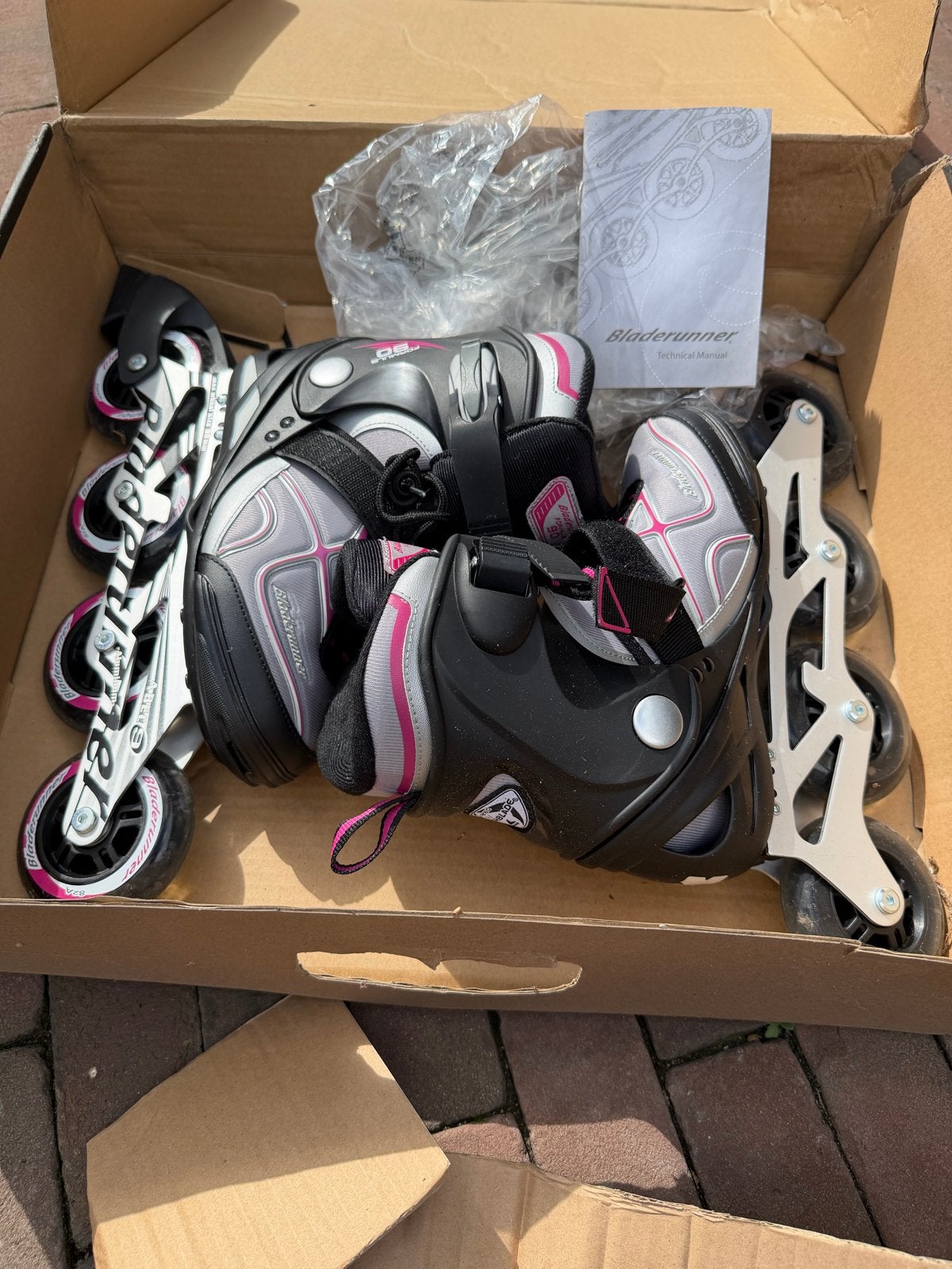 Bladerunner Formula 90 W Inline Skates - Maat 36.5, Sport en Fitness, Zo goed als nieuw, Inline skates 4 wielen, Dames, Ophalen