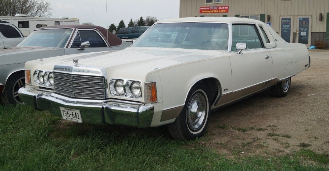 GEZOCHT: model BoS BOS310 Chrysler New Yorker Brougham 1973, Hobby en Vrije tijd, Verzenden, Auto, Overige merken