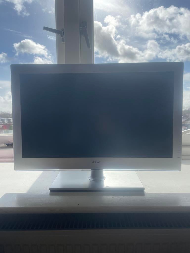 AKAI LED/DVD Combi TV - Zo goed als nieuw, LED, 50 Hz, HD Ready (720p), Zo goed als nieuw