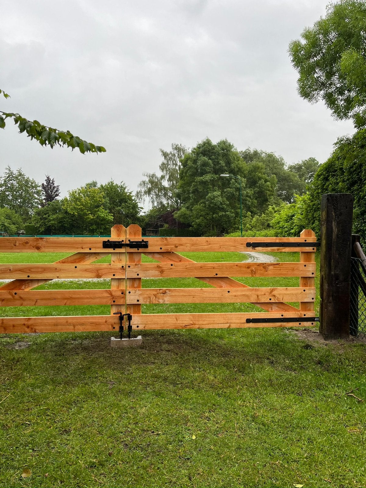 Douglas Landhek – Houten Landhekken op Maat – Maatwerk, Weidegang, 4 paarden of pony's of meer