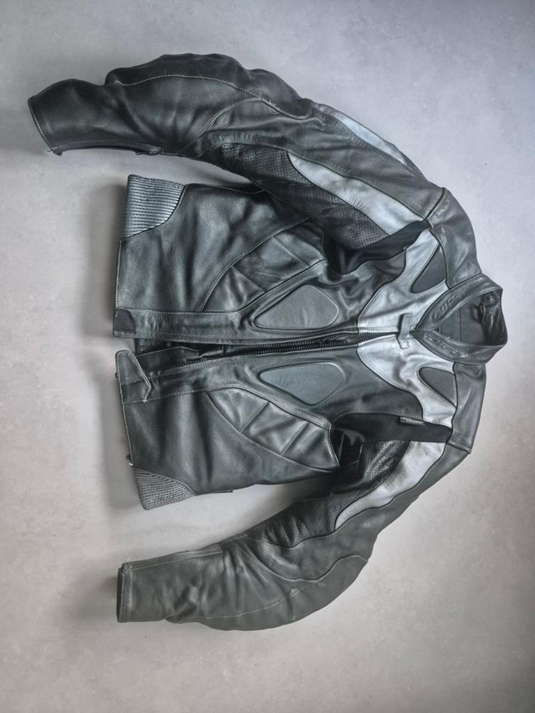 Leren motorpak (jas maat 54, broek maat 104) met bescherming, Ophalen of Verzenden, Tweedehands, Heren, Jas | leer