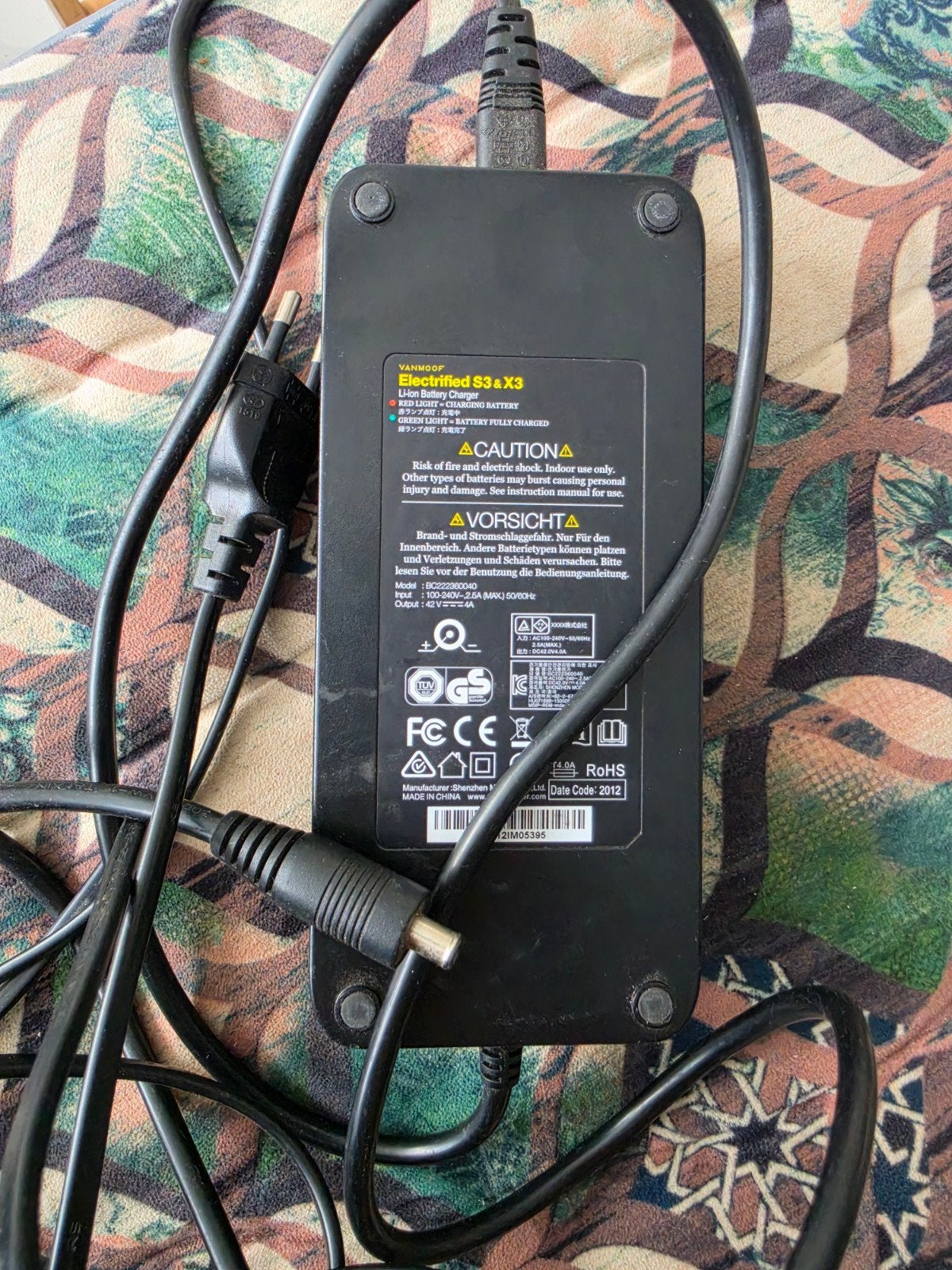 Originele VanMoof S3 & X3 Oplader - Zo goed als nieuw, Ophalen of Verzenden, Zo goed als nieuw