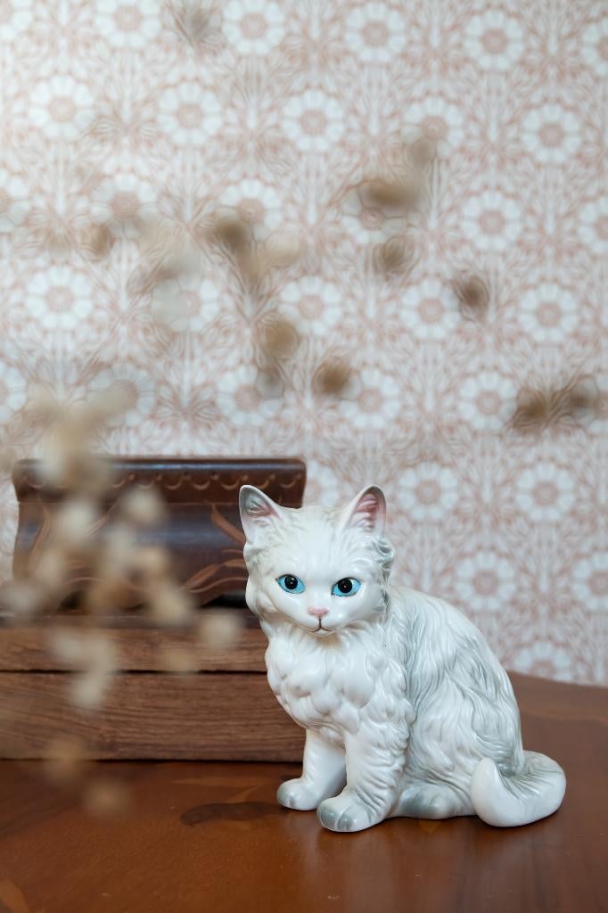 Vintage kattenbeeld wit grijs, lefton woondecoratie, Verzamelen, Ophalen of Verzenden, Zo goed als nieuw, Dier