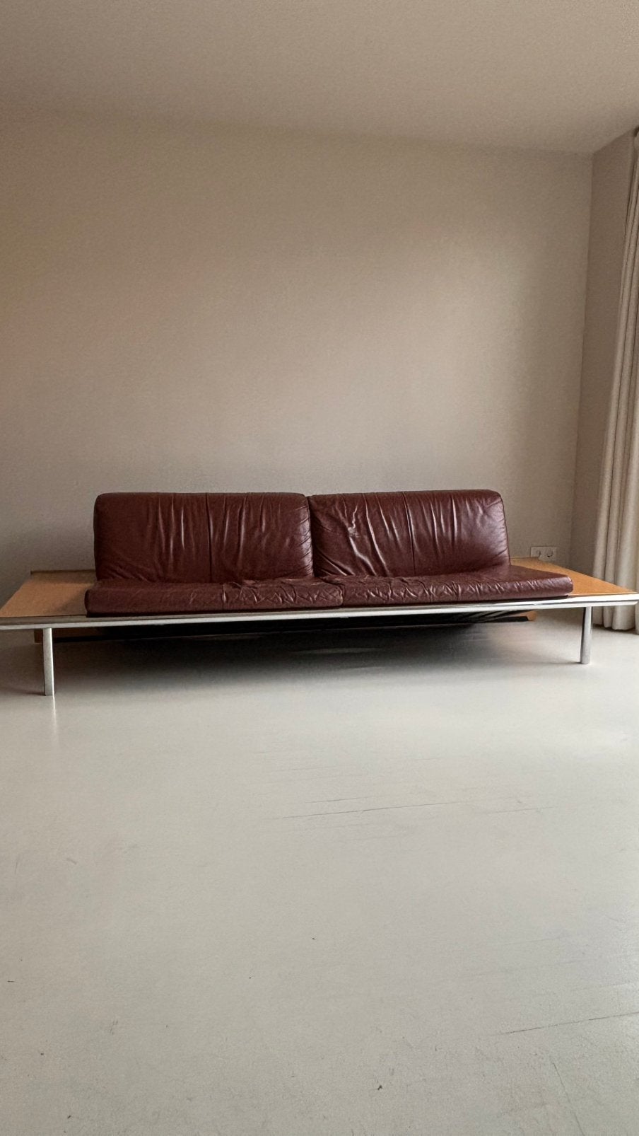 Harvink Mission bank - Jack Crebolder – vintage design leer, Gebruikt, 200 tot 250 cm, Vierpersoons of meer, Ophalen