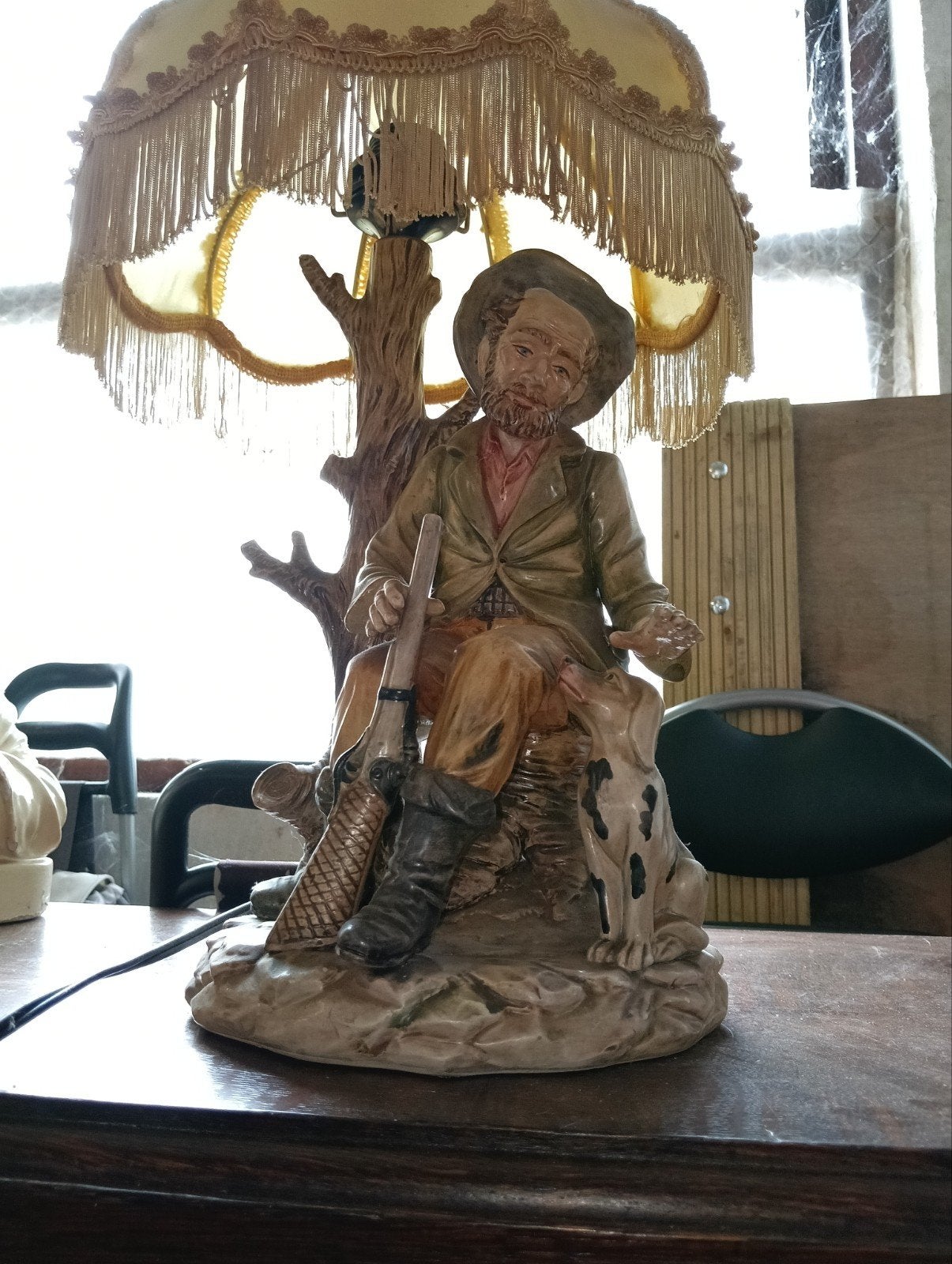 Vintage schemerlamp met jager en hond, jaren '50-'60, Antiek en Kunst, Ophalen of Verzenden