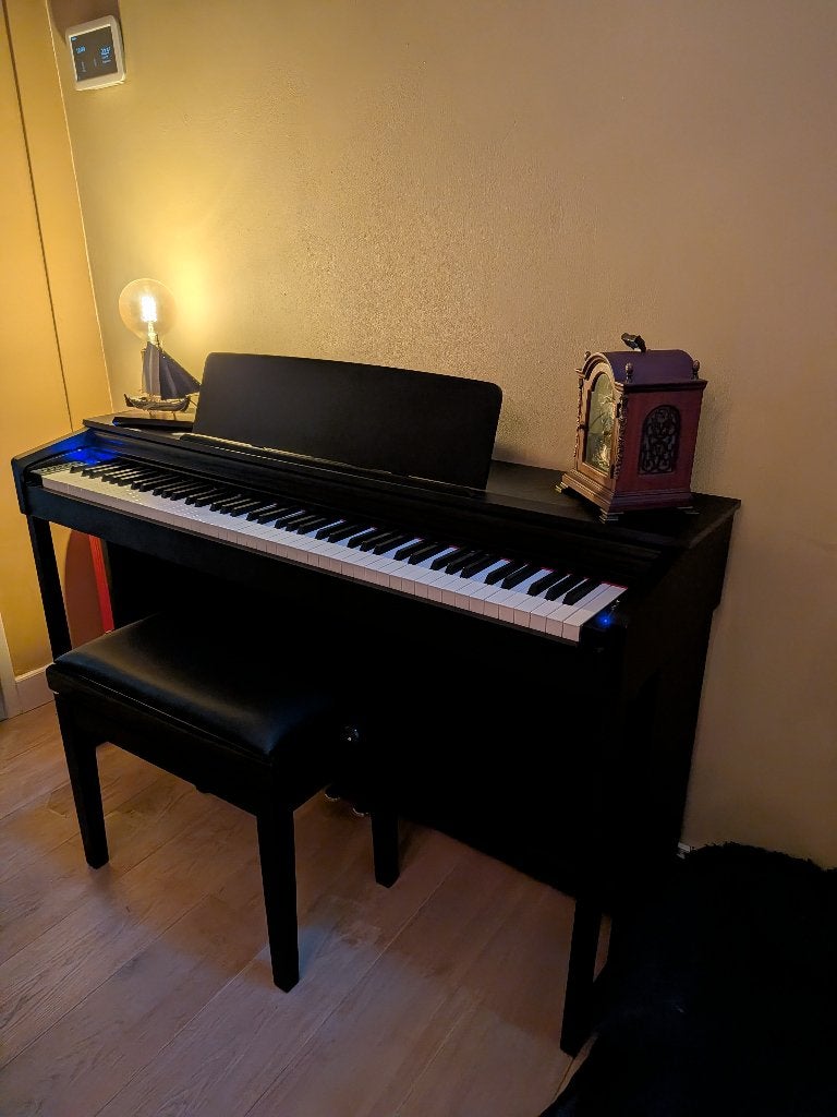Foto 3 van Fazley DP-320-BK digitale piano zwart met kruk