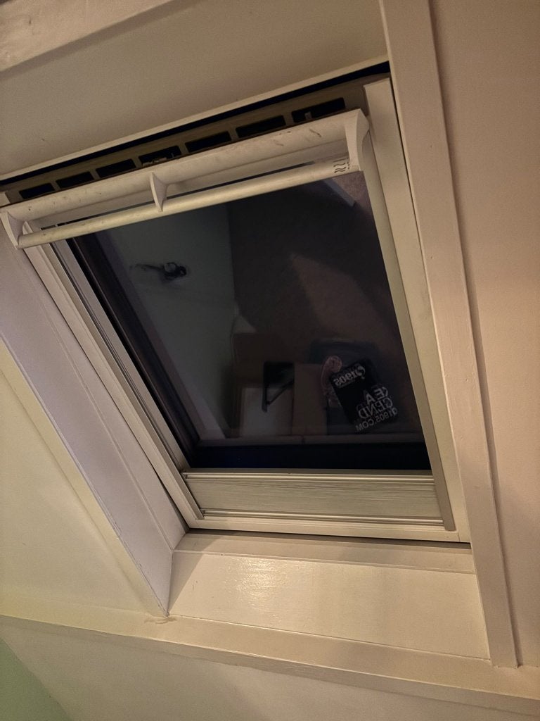 Velux Dakraam GGL MK04 met zonwering en verduistering, Ophalen, Minder dan 80 cm, 80 tot 120 cm, Zo goed als nieuw