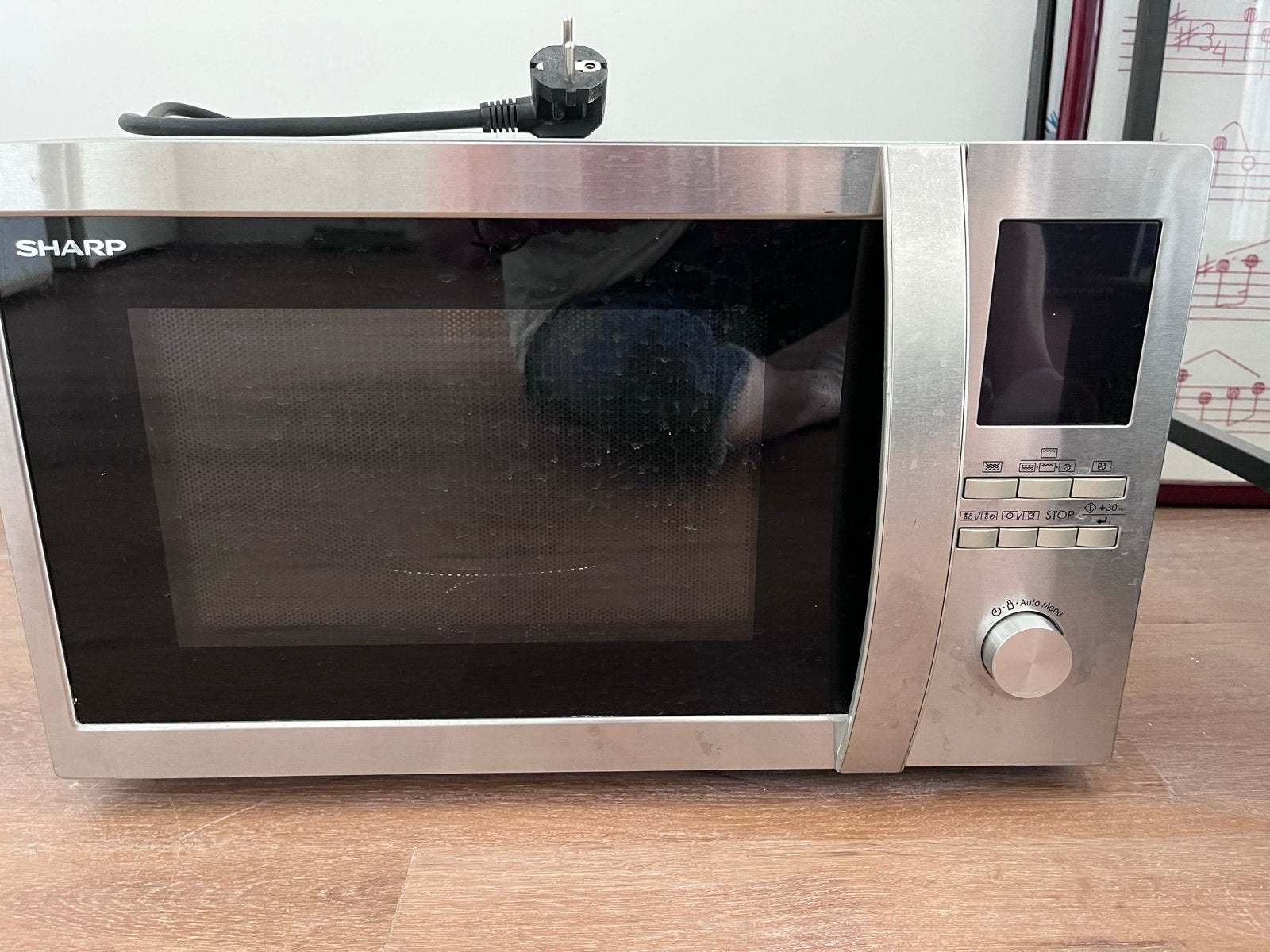Sharp Combimagnetron - Zo goed als nieuw, Witgoed en Apparatuur, Magnetrons, Ophalen, Combimagnetron, Grill, Zo goed als nieuw