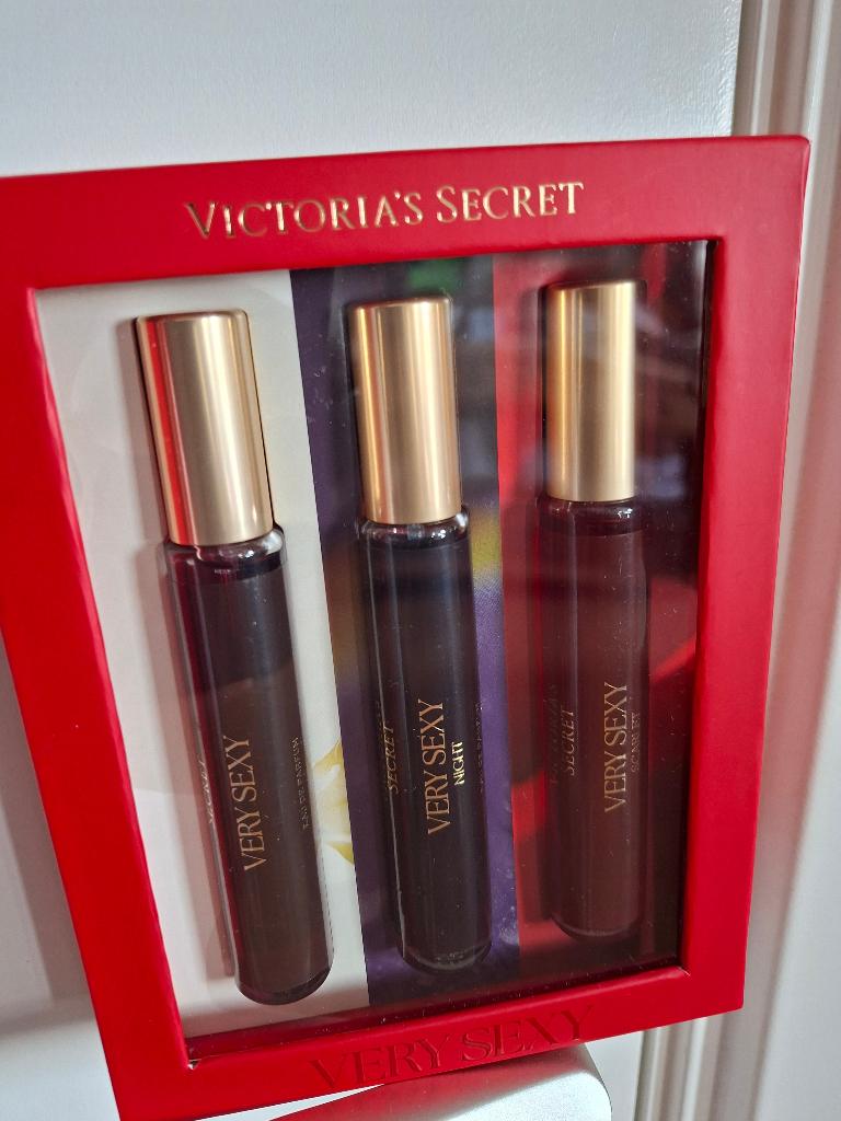 Victoria's Secret 3x eau de parfum, Sieraden, Tassen en Uiterlijk, Uiterlijk | Parfum, Ophalen of Verzenden, Nieuw