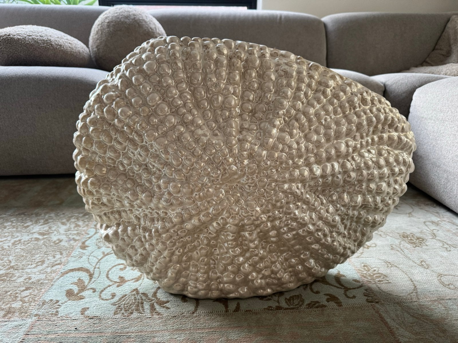 PTMD Parelmoer Zeeegel Vaas Limited Edition 64x49cm, Ophalen, Overige kleuren, Met patroon/structuur, 49 cm