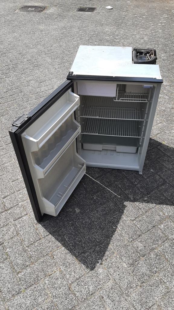 Isotherm compressor camper boot koelkast 12v 24v, Ophalen of Verzenden, Gebruikt, Overige typen