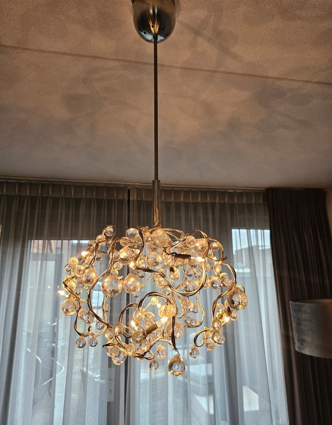 Prachtige moderne hanglamp van RVS en kristallen, Ophalen, Zo goed als nieuw