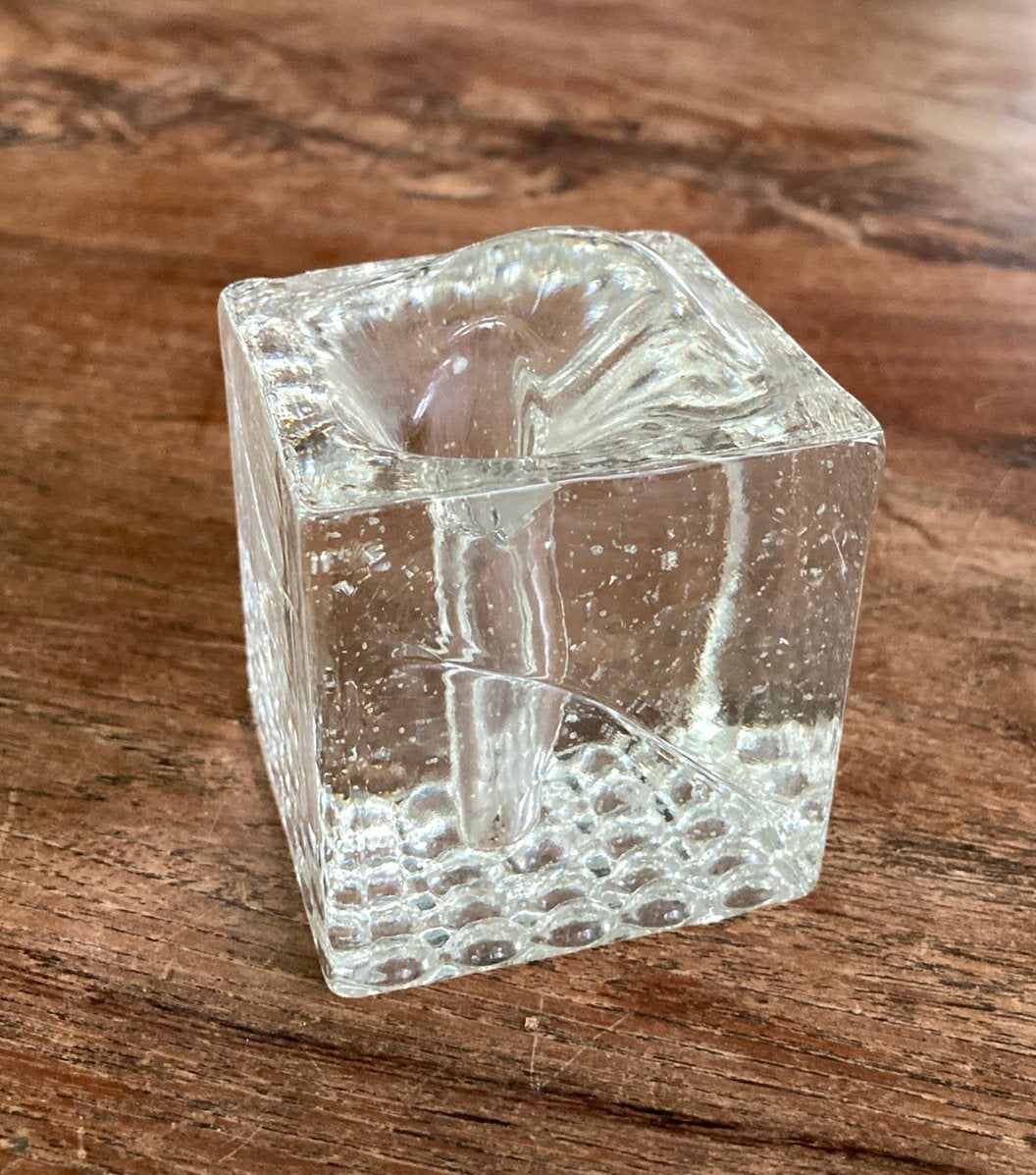 Kubus vaasje van Uno Westerberg glasfabriek Pukeberg, Ophalen of Verzenden