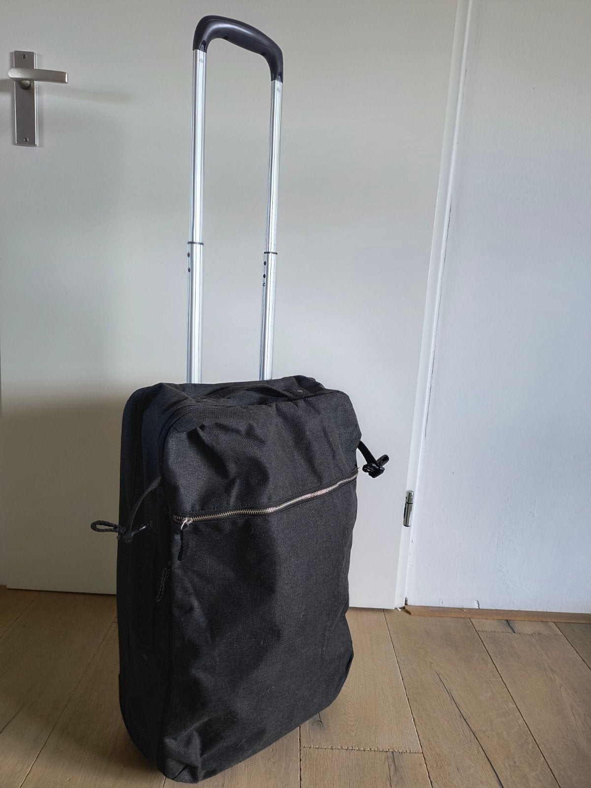 IKEA FÖRENKLA handbagage - Zwart, 20 tot 30 cm, Zwart, Minder dan 40 cm, Zo goed als nieuw