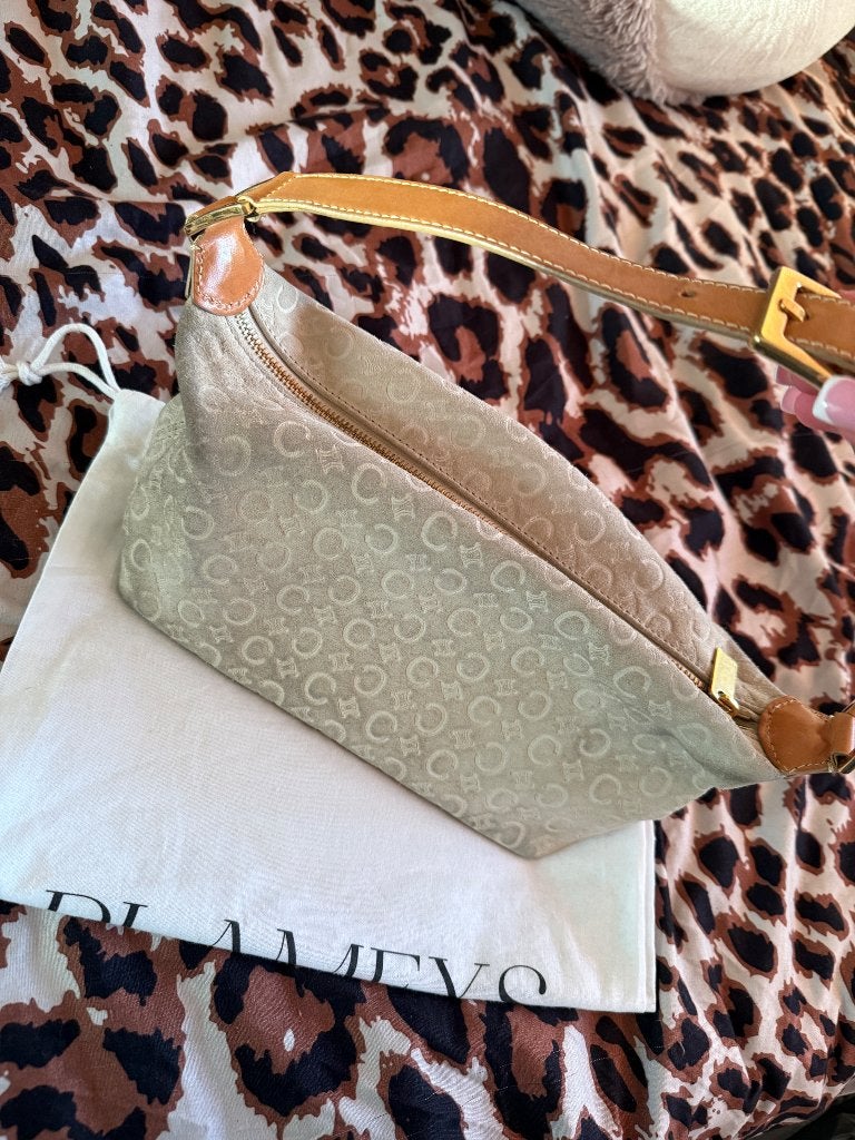 Celine Vintage Macadam Suede Shoulder Bag, Ophalen, Gebruikt, Beige, Handtas